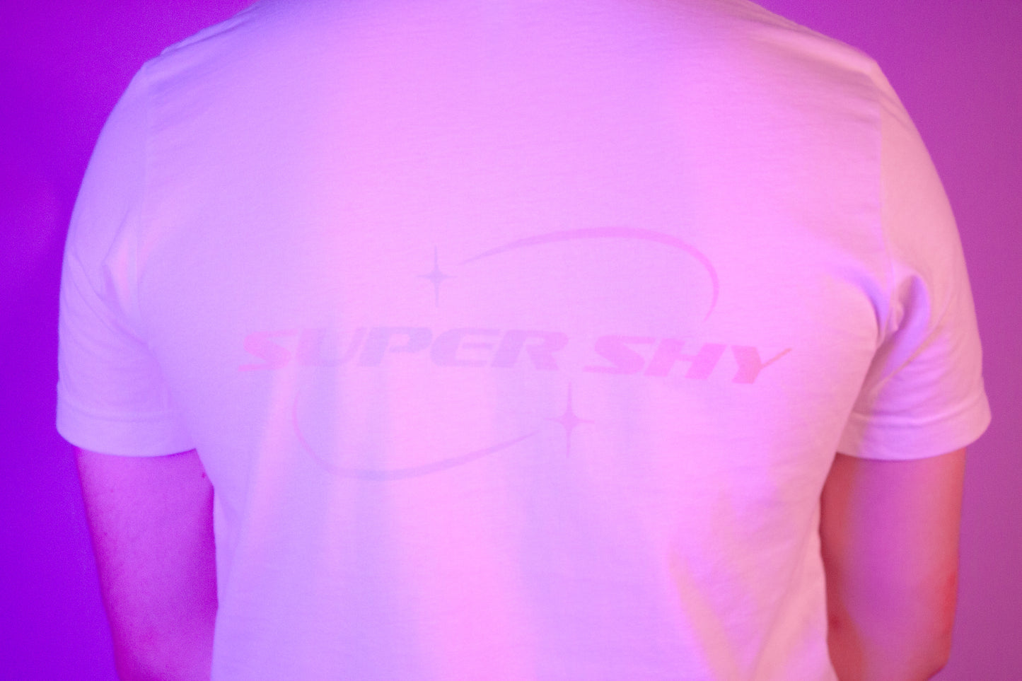 T-shirt Super Shy - NewJeans